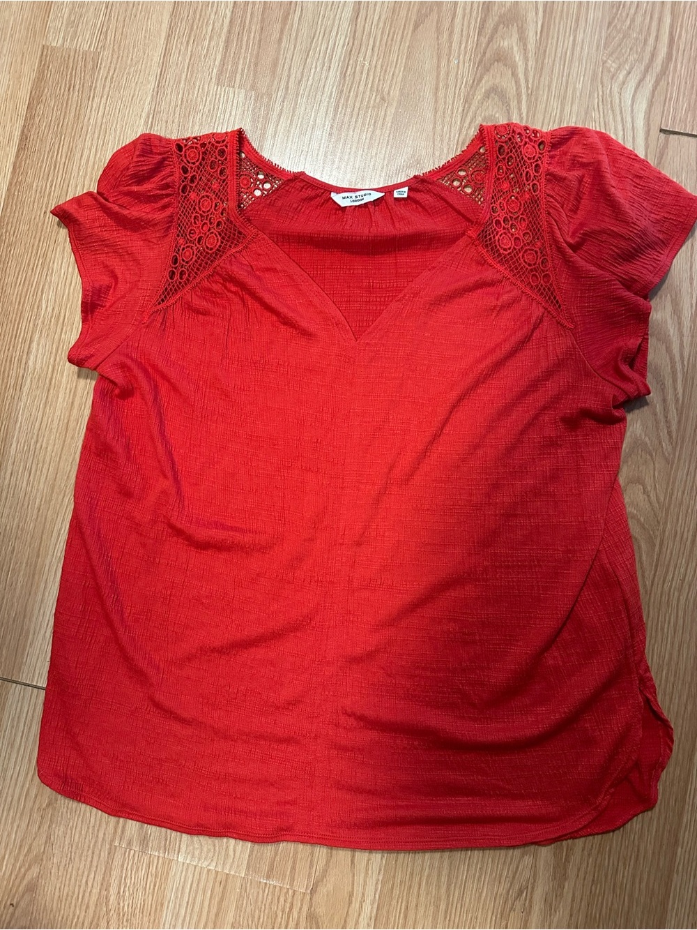 XL Orange flowy boho Eyelit short sleeve shirt casual relaxed